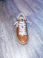 Mocha Star Sneakers