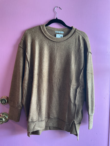 Deep Camel Sweater Pullover