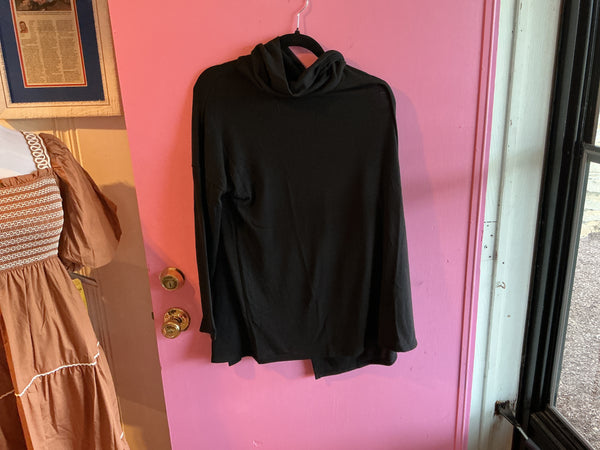Open Back Charm Top Black